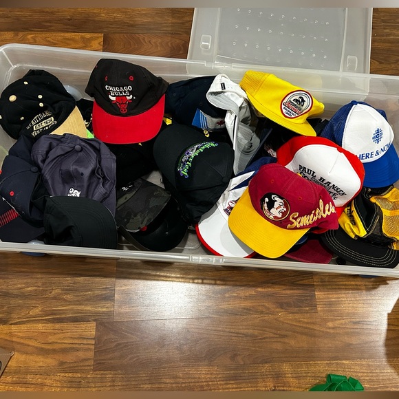 25 vintage hats - Picture 1 of 2